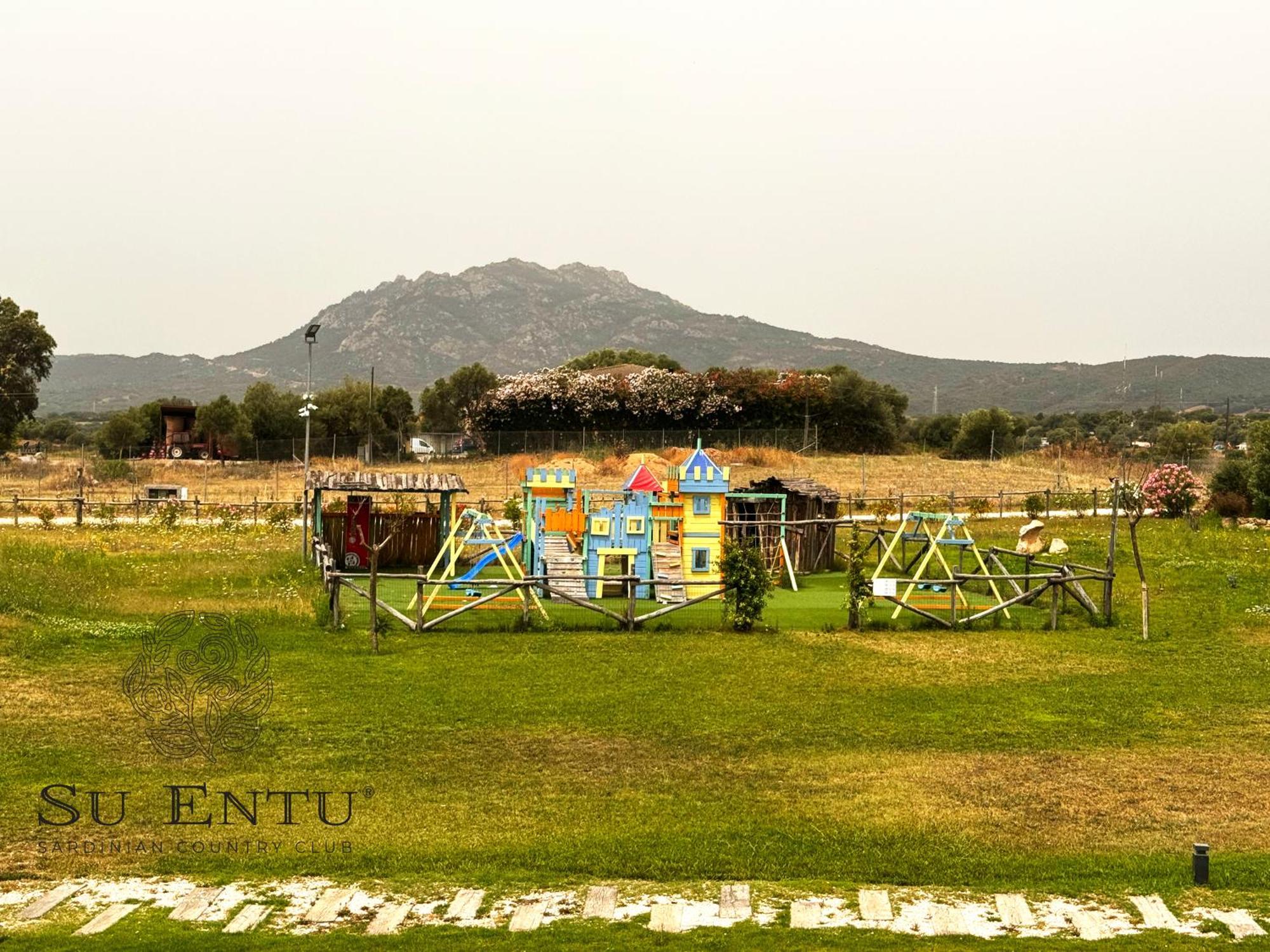 Hotel Su Entu Sardinian Country Club Olbia Esterno foto